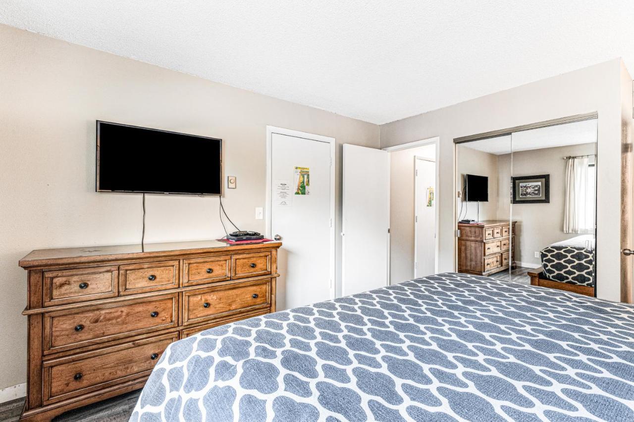 Proposal Rock View Apartment